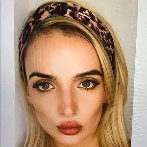 2 for $10💛NWOT Pink Cheetah Knotted Headband